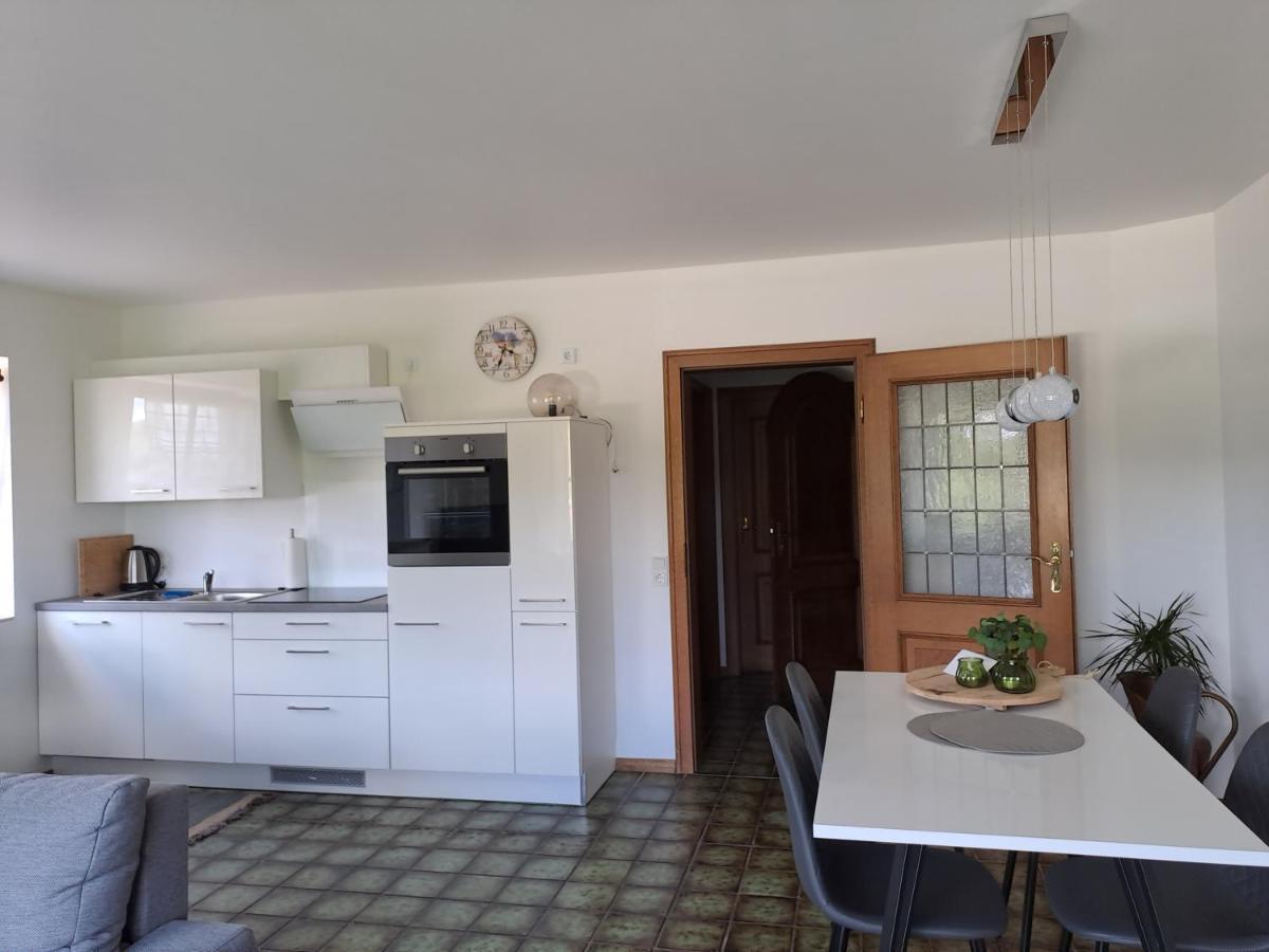 Weingut Goedert Apartamento Osann-Monzel Exterior foto